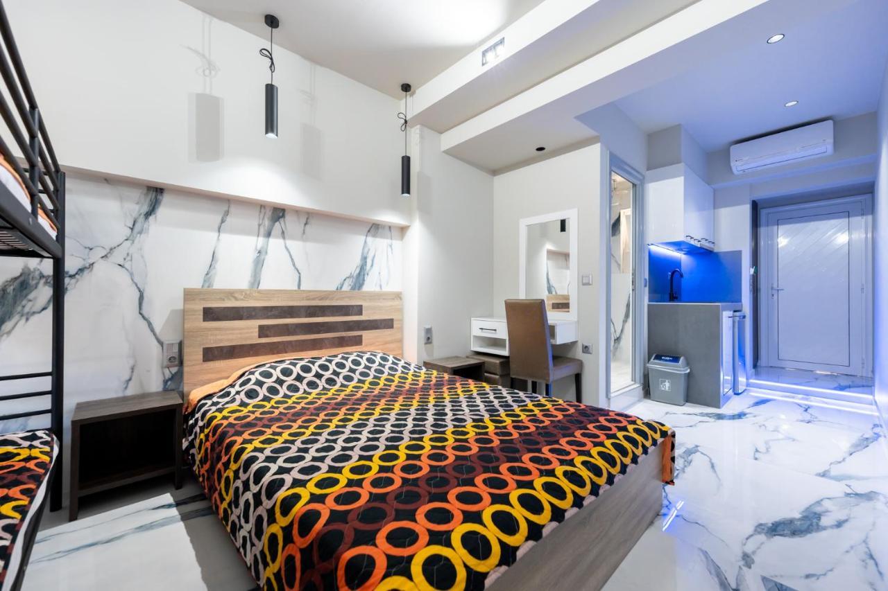 Vicky Rooms Paralia Dionysiou Ngoại thất bức ảnh