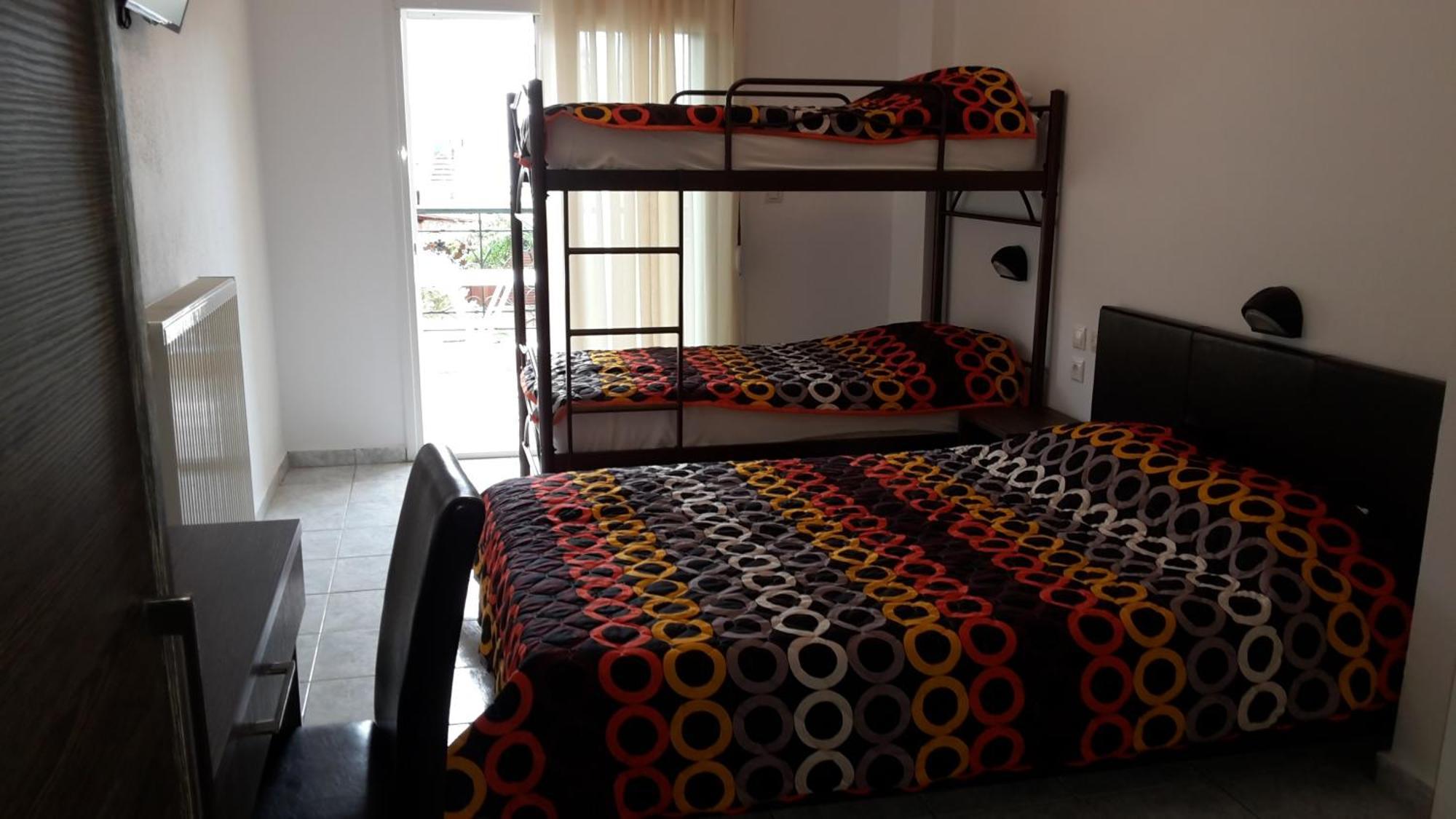 Vicky Rooms Paralia Dionysiou Phòng bức ảnh