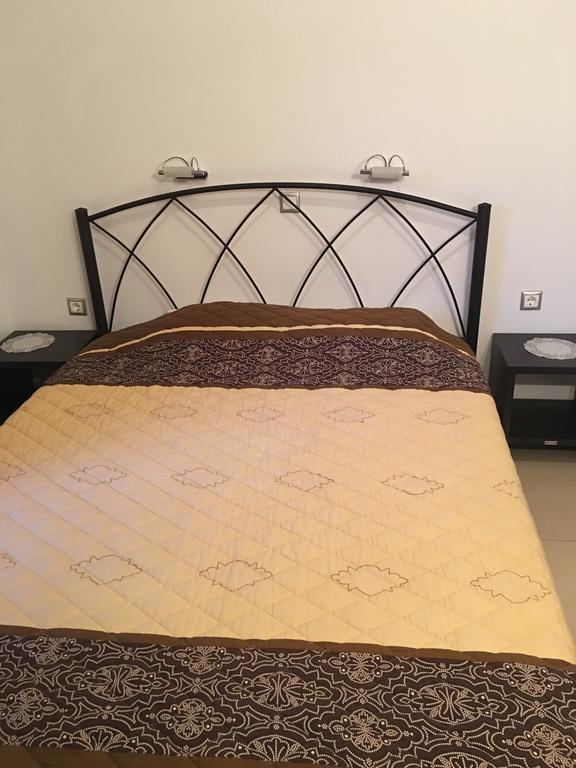 Vicky Rooms Paralia Dionysiou Ngoại thất bức ảnh