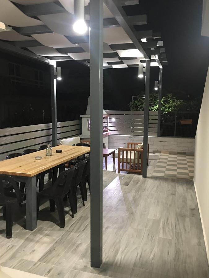 Vicky Rooms Paralia Dionysiou Ngoại thất bức ảnh