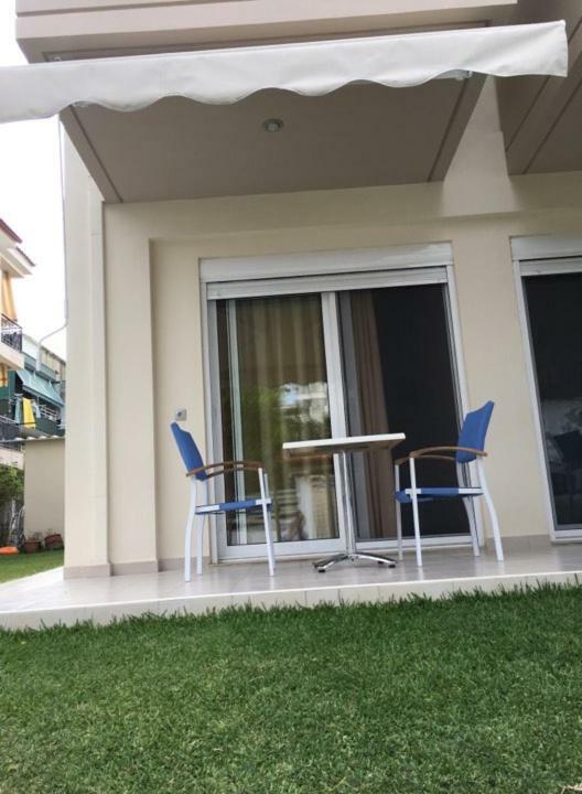 Vicky Rooms Paralia Dionysiou Ngoại thất bức ảnh