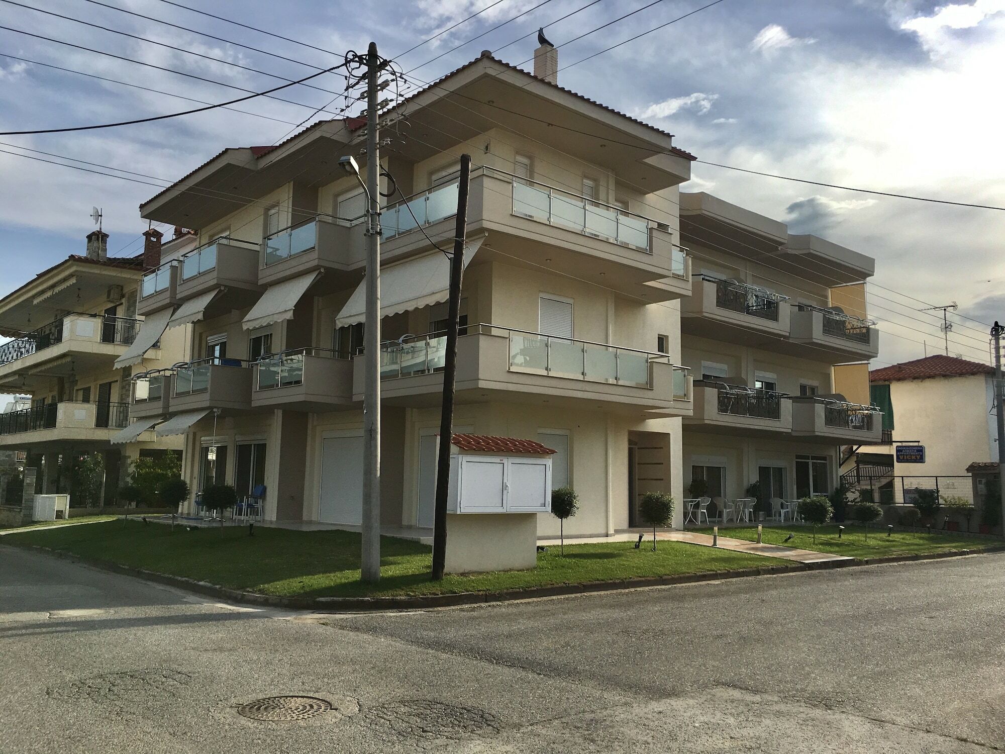 Vicky Rooms Paralia Dionysiou Ngoại thất bức ảnh