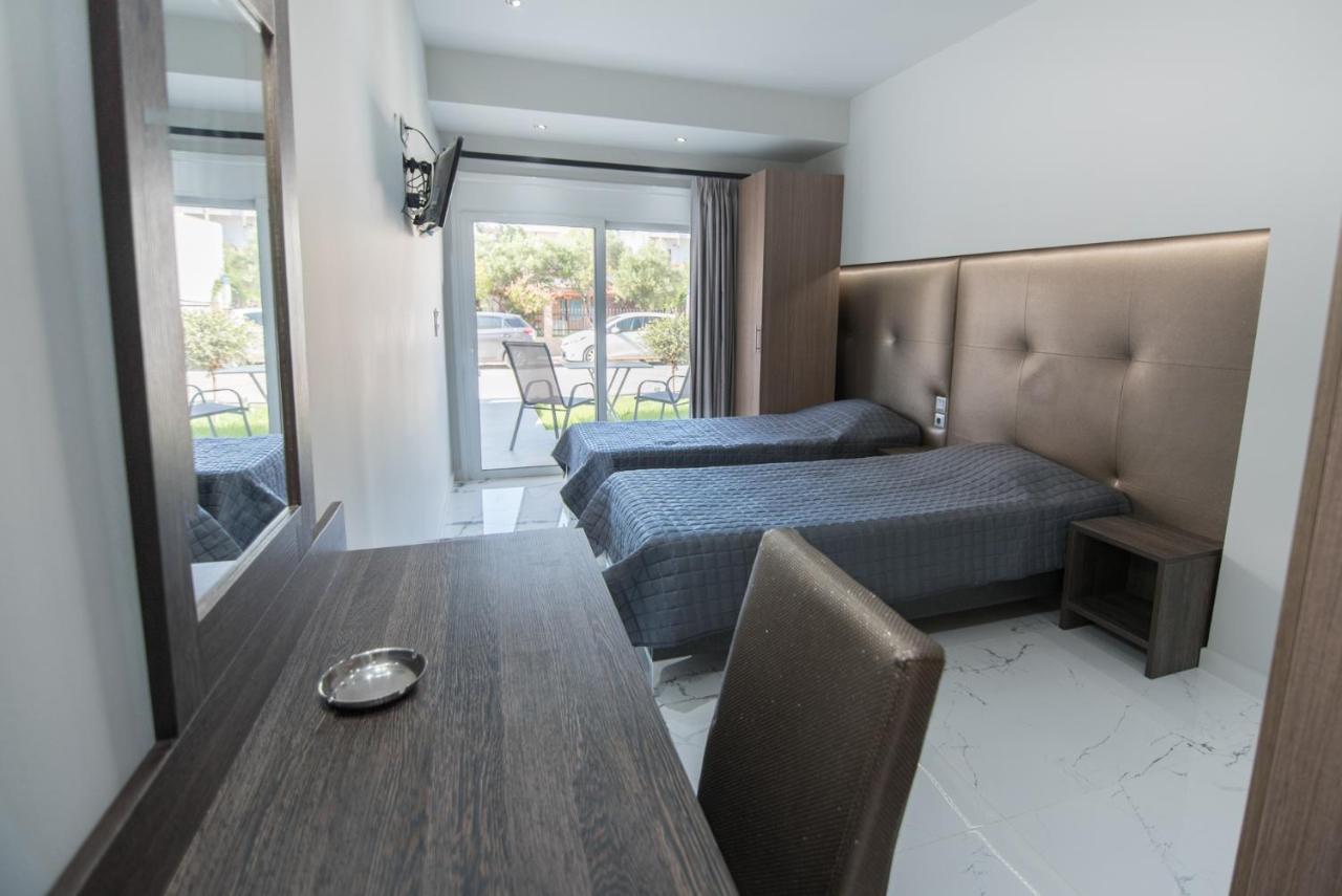 Vicky Rooms Paralia Dionysiou Ngoại thất bức ảnh