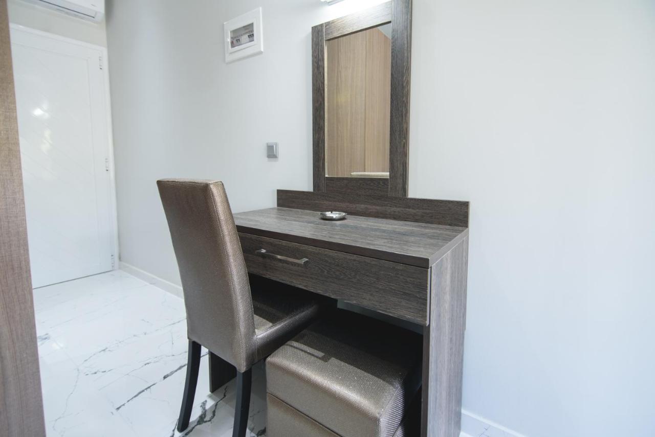 Vicky Rooms Paralia Dionysiou Ngoại thất bức ảnh